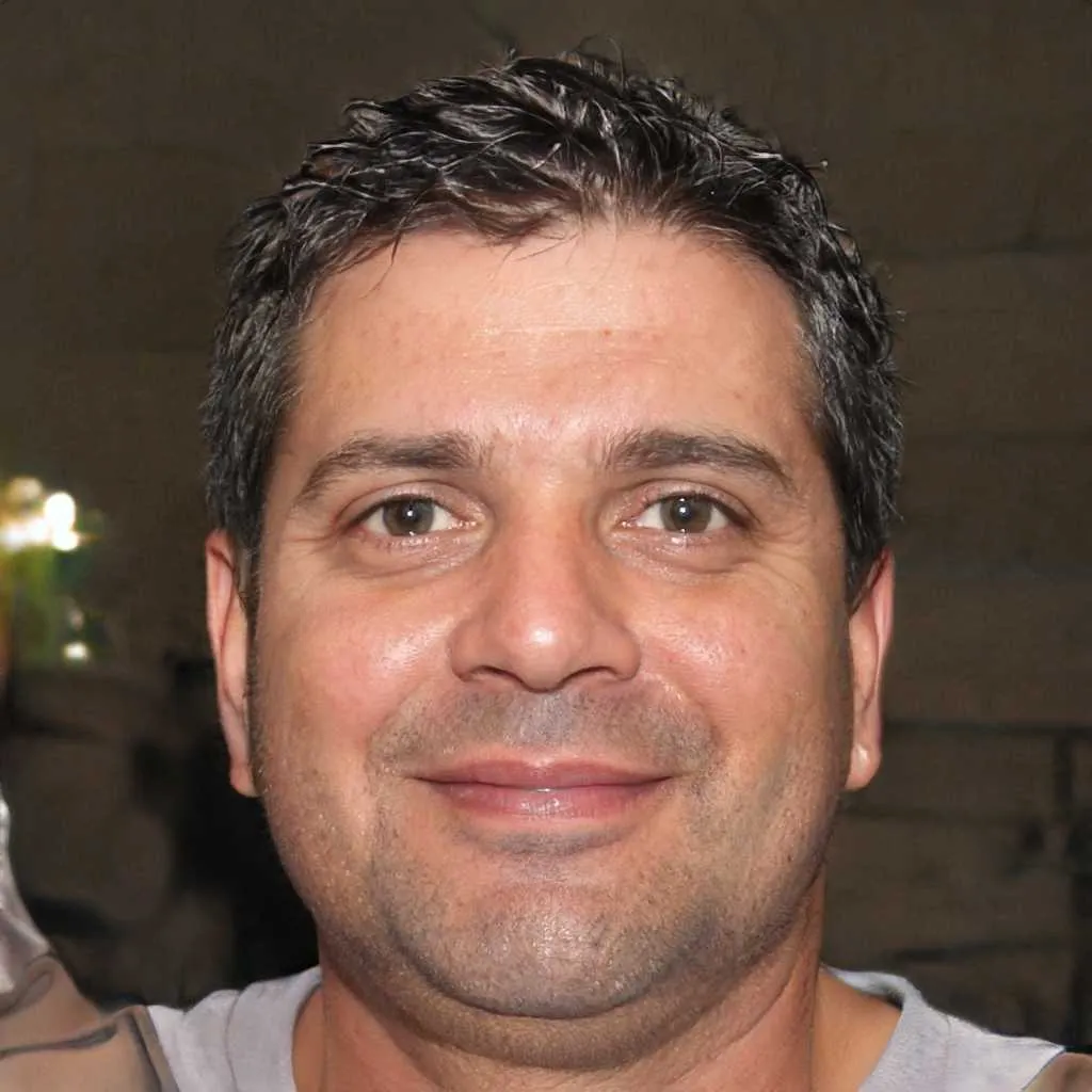 Matias R.